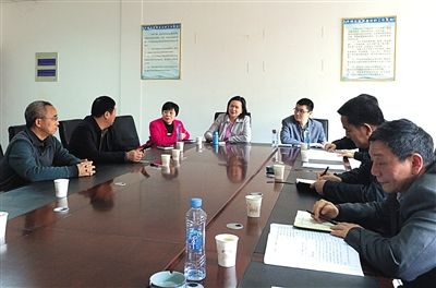 江西省豐城市信訪局接待室，中央信訪督查組約談信訪人。記者 賈世煜 攝