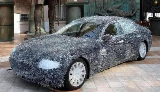 驚！車主用玻璃渣改裝瑪莎拉蒂