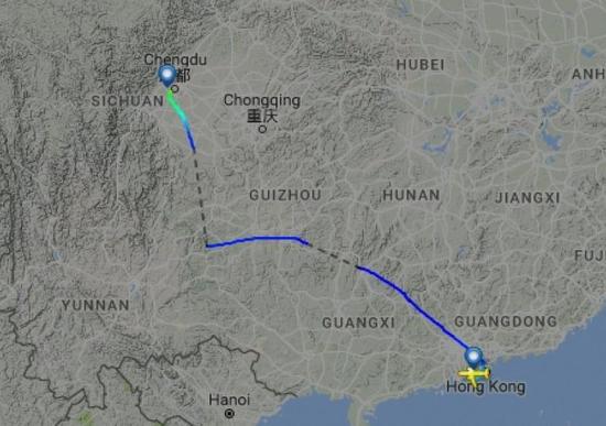  圖片來自航空網(wǎng)站flightradar24，圖顯示飛機(jī)安全降落成都