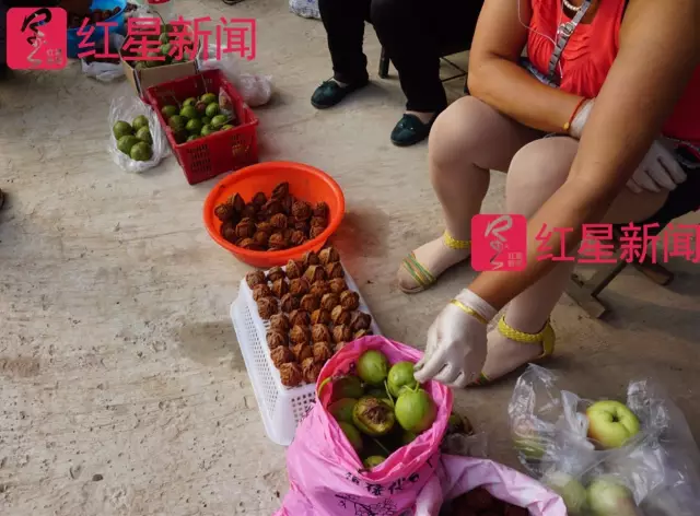 文玩核桃遇冷由幾萬一對降到5元沒人要？商戶否認