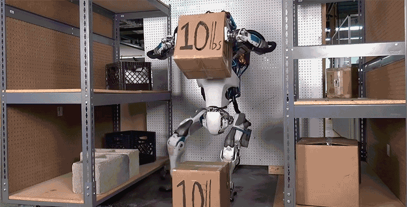 人形機(jī)器人阿特拉斯會后空翻了 網(wǎng)友：細(xì)思極恐