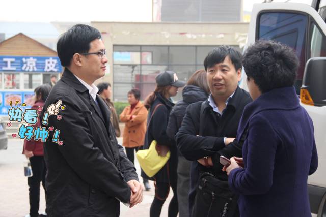 大BOSS徐紅曉總監(jiān)坐鎮(zhèn)，多方協(xié)調(diào)，HOLD住全場！