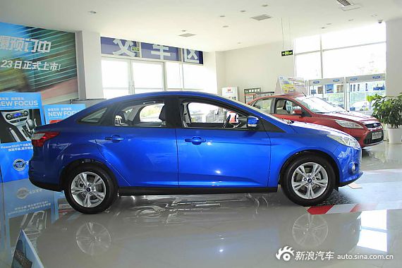 　?？怂箖蓭?jīng)典1.8MT 時(shí)尚型