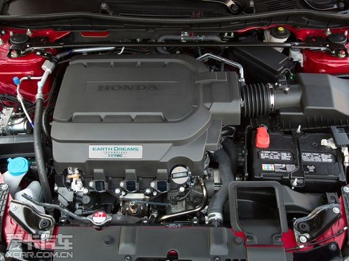 本田第九代雅閣的內(nèi)飾 本田第九代雅閣的內(nèi)飾