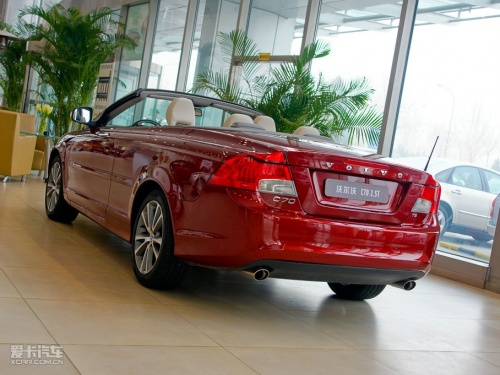 沃爾沃2010款沃爾沃C70 沃爾沃2010款沃爾沃C70