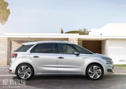 【雪鐵龍新C4畢加索】 【雪鐵龍新C4畢加索】