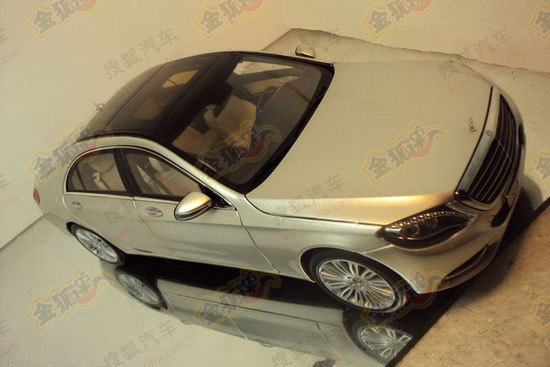奔馳全新S級(jí)模型曝光 奔馳全新S級(jí)模型曝光