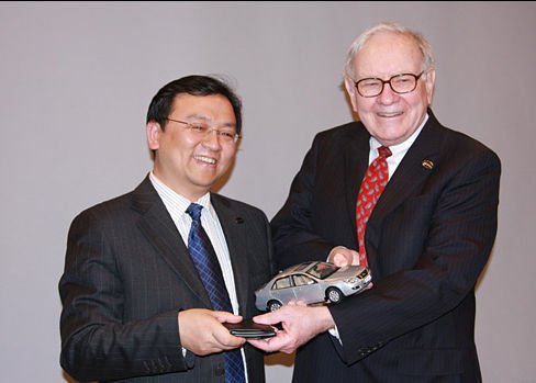 王傳福與巴菲特的合影 王傳福與巴菲特的合影