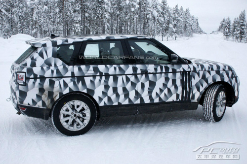 曝新一代路虎攬勝運動版實車 年底發(fā)布 曝新一代路虎攬勝運動版實車 年底發(fā)布
