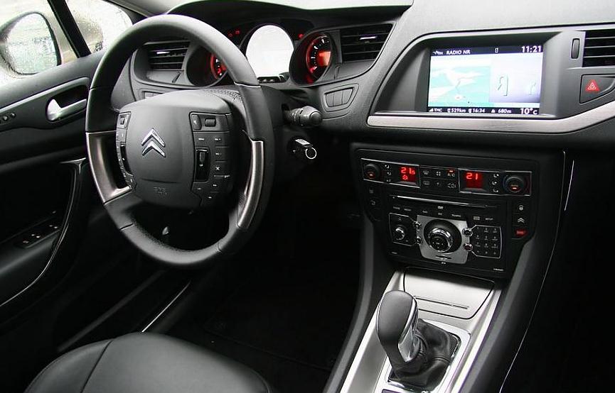 C5 指導(dǎo)價(jià):17.69-29.89 C5 指導(dǎo)價(jià):17.69-29.89