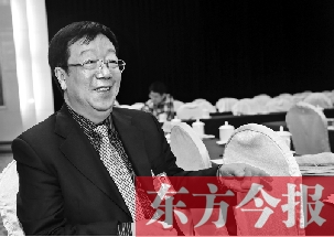 全國(guó)人大代表、鄭州大學(xué)黨委書(shū)記鄭永扣