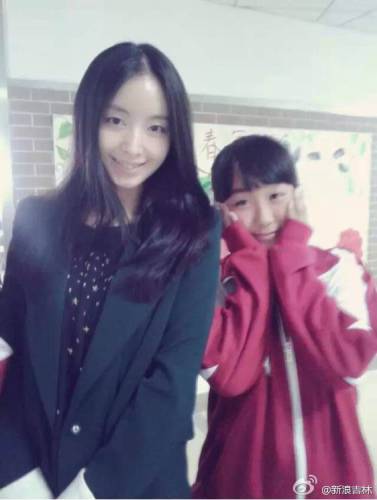 吉林女教師被同學(xué)譽(yù)為最美生物老師 吉林女教師被同學(xué)譽(yù)為最美生物老師