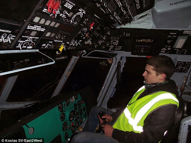 俄羅斯青年夜?jié)摍C(jī)場(chǎng) 進(jìn)出跑道無人發(fā)現(xiàn)