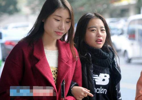 四川藝考現(xiàn)場(chǎng)：一大波美女云集