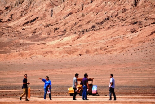 火焰山地表溫度達68℃ 火焰山地表溫度達68℃