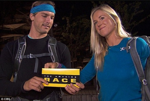 獨臂沖浪高手當(dāng)媽媽 獨臂沖浪高手當(dāng)媽媽