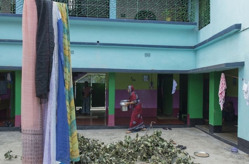 印度變性人社區(qū):處在底層受歧視 印度變性人社區(qū):處在底層受歧視