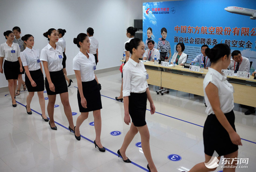 上海千名俊男靚女應聘空乘 上海千名俊男靚女應聘空乘