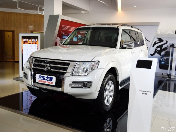 三菱(進(jìn)口) 帕杰羅(進(jìn)口) 2016款 3.0L 自動豪華版 國IV 三菱(進(jìn)口) 帕杰羅(進(jìn)口) 2016款 3.0L 自動豪華版 國IV