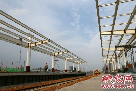 鄭信路站的主體框架已經(jīng)完工。