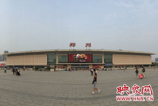 目前，鄭州前往上海、廣州等方向的火車票較為搶手。