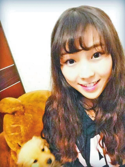 患病前活潑漂亮的李若男 患病前活潑漂亮的李若男