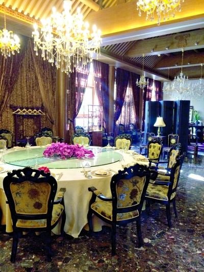  乙十六會(huì)所北海店包廂內(nèi)景。記者王文志攝