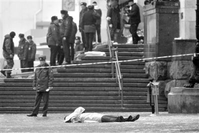 12月29日，俄羅斯南部城市伏爾加格勒火車(chē)站發(fā)生爆炸，已造成至少18人死亡，40人受傷。