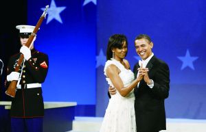 奧巴馬夫婦去年總收入298.8萬元人民幣。