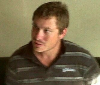 這是4月25日在印度尼西亞巴厘島拍攝的企圖硬闖客機(jī)駕駛艙的醉酒乘客馬特·克里斯托弗。