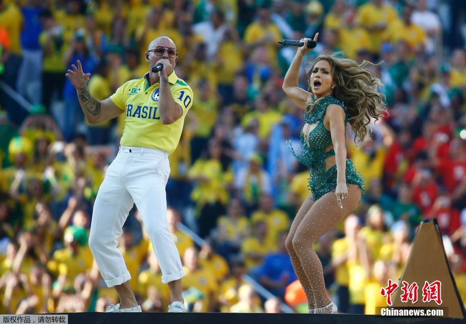 北京時(shí)間6月13日凌晨2時(shí)，巴西世界杯正式拉開(kāi)帷幕。