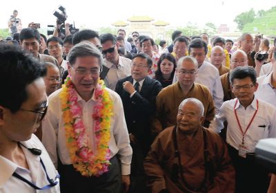 張志軍步入禮敬大廳。