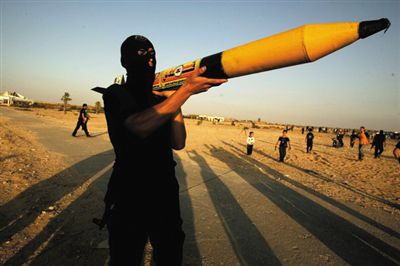 卡薩姆火箭：哈馬斯山寨版喀秋莎火箭，射程約10公里。