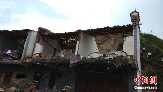    8月3日16時30分，云南省昭通市魯?shù)榭h發(fā)生6.5級地震。