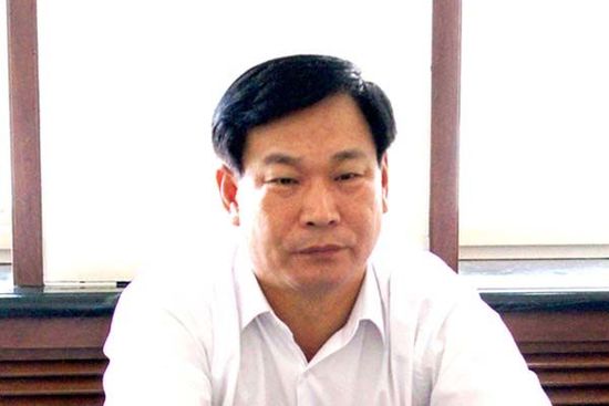 天津市燃?xì)饧瘓F(tuán)有限公司原黨委書記、董事長(zhǎng)金建平。東方IC 資料
