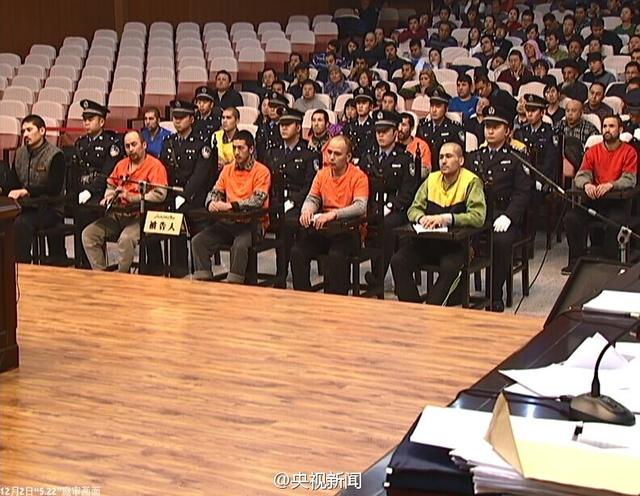 庭審現(xiàn)場 庭審現(xiàn)場