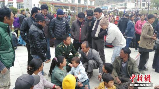 圖為西藏日喀則市吉隆縣吉隆鎮(zhèn)現(xiàn)場(chǎng)。 李國(guó)偉 攝