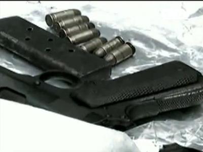 實拍公安部A級攜槍逃犯落網(wǎng) 實拍公安部A級攜槍逃犯落網(wǎng)