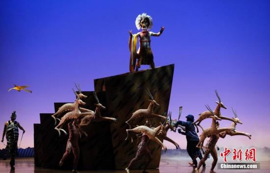 資料圖：6月14日晚，迪士尼經(jīng)典音樂劇《獅子王》中文版在上海舉行全球首演