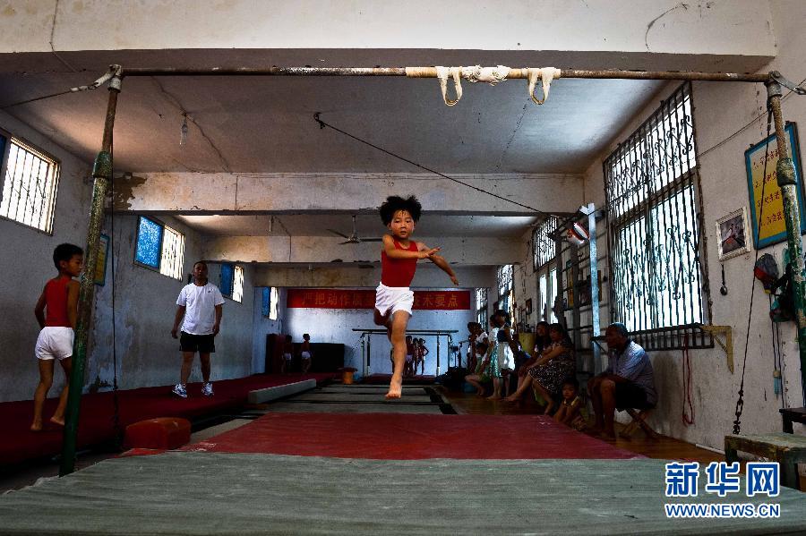 體操少年的別樣暑假 體操少年的別樣暑假