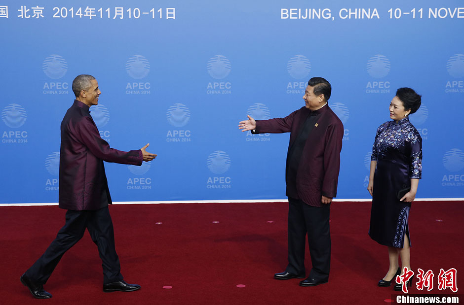 圖為習近平夫婦歡迎美國總統(tǒng)奧巴馬。中新社發(fā) 杜洋 攝