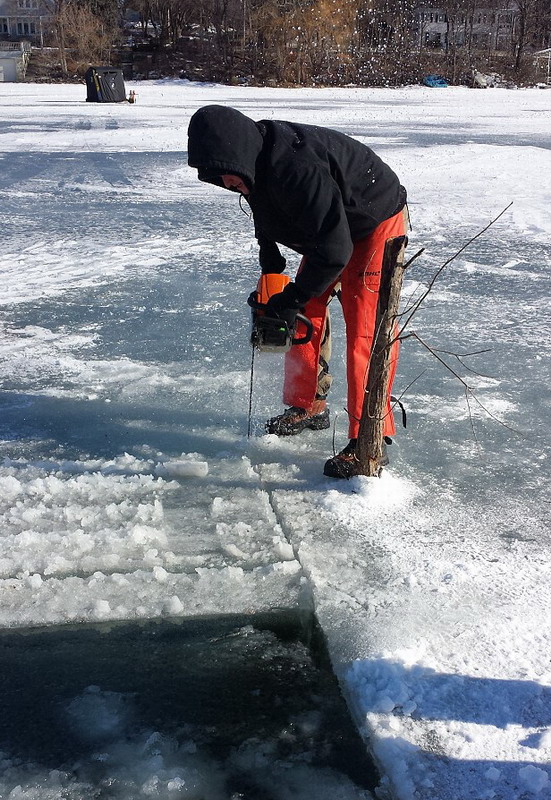 這是他們第二次嘗試復(fù)制英國巨石陣。（網(wǎng)頁截圖）