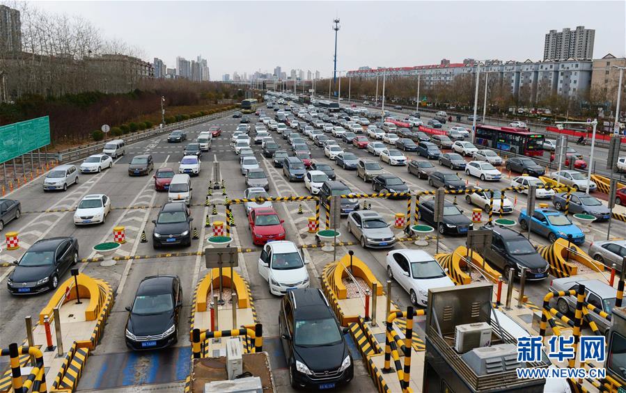 (關(guān)注春運)(22)全國各地迎來返程客流高峰 (關(guān)注春運)(22)全國各地迎來返程客流高峰