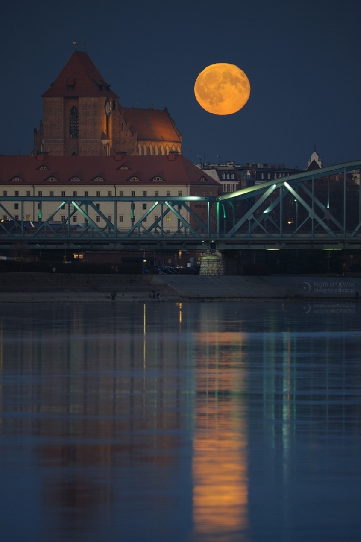 68年來最大！今晚夜空上演超級月亮