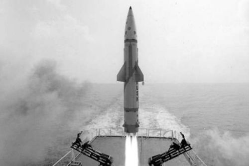 資料圖：印度試射“丹努什”核導(dǎo)彈。