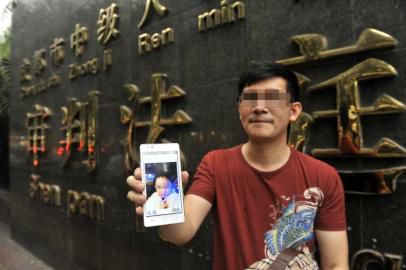 5月20日，成都市中級人民法院，駱先生再次將前女友告上法庭。