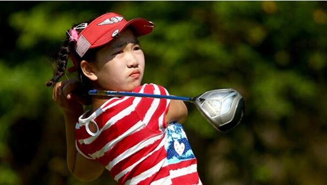 11歲華裔女孩現(xiàn)美國女子高爾夫賽 系史上最年輕