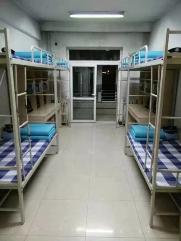 這個(gè)學(xué)校的男生宿舍火了！女同學(xué)都喊著要嫁