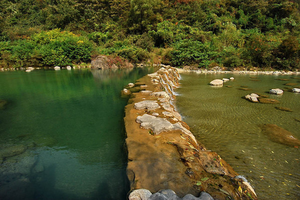 云臺(tái)山暑假期間對(duì)18歲以下學(xué)生免門票 云臺(tái)山暑假期間對(duì)18歲以下學(xué)生免門票