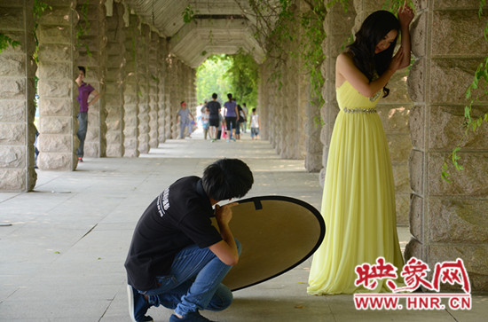 “愛在濟源市 情定小浪底”婚紗攝影季開幕 “愛在濟源市 情定小浪底”婚紗攝影季開幕